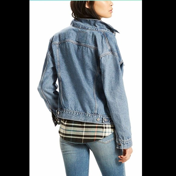 Levi’s Ex-Boyfriend Denim Jacket - Picture 2 of 2